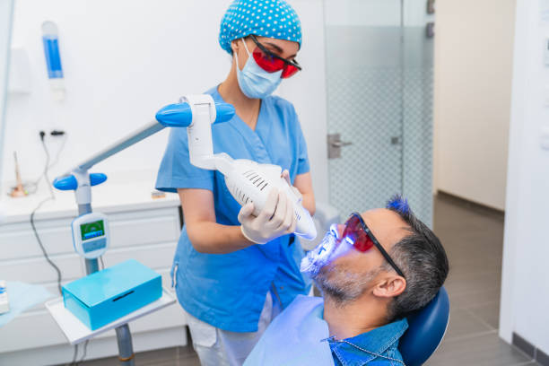 Best Emergency Gum Treatment in Naples, FL